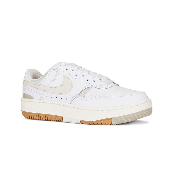 Nike Gamma Force Sneaker in White & Phantom - Picture 2 of 12